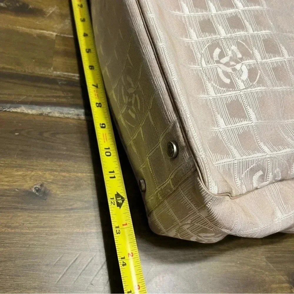 Chanel Travel Line Coco Tote CC Logo Monogram Beige Cream Nylon Vintage - Picture 10 of 17
